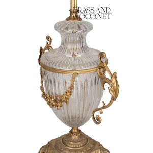 โคมไฟคริสตัลโบราณและทองเหลืองพร้อมด้ามจับสีทองหรูหราโป๊ะผ้าหรูหราและฐานตกแต่งแบบคลาสสิกสำหรับบ้านสุดหรู - Product Image 4