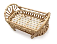 Berceau en rotin écologique captivant pour poupée qui joue et rêve, berceau en rotin pour enfant, meilleur prix