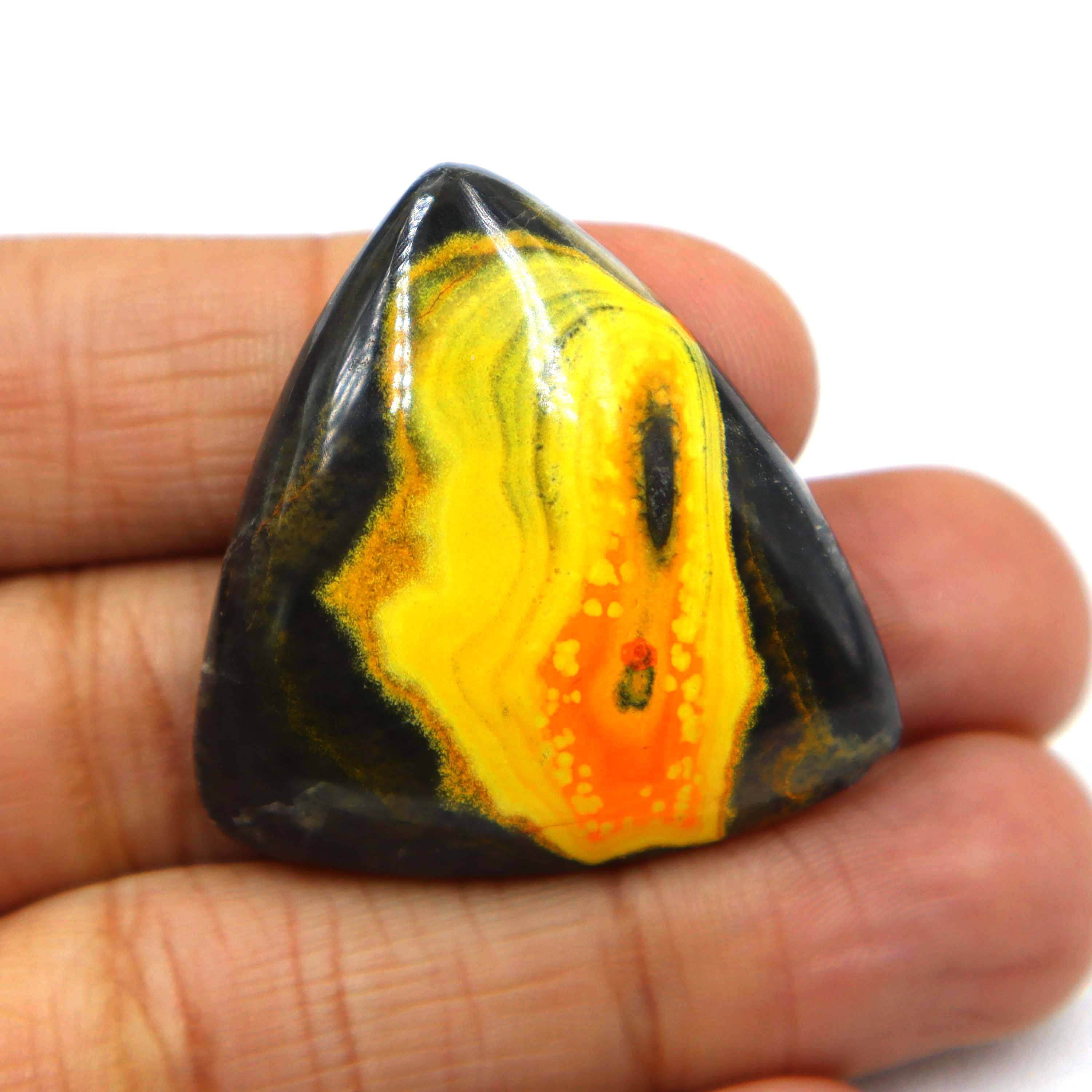 สีเหลือง