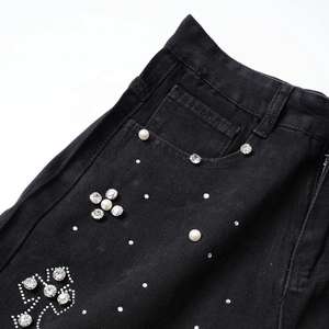 Shorts pour hommes en jean denim vintage surdimensionné Y2K en coton et élasthanne, avec broderie large personnalisée, effet délavé et patchwork, vente en gros OEM - Product Image 3