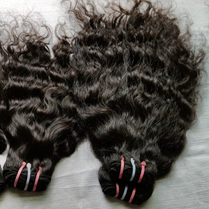 Top 100% Original Remy Body Wave Jerry Curl Último precio Cabello humano virgen indio a granel Fabricantes al por mayor de Chennai - Product Image 1