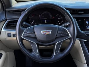 CADIL_LAC XT5 FWD V6 3.6L 2017 Usado en Buen Estado - Product Image 4
