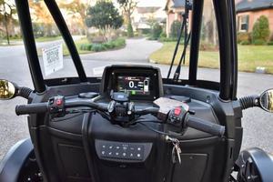 Voiture électrique extrêmement propre, modèle 2023 ARCIMOTO FUV, 3 roues, double moteur, prête à être expédiée - Product Image 3