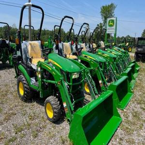 Tracteurs compacts John Deere 1025R d'occasion, 23,9 CV, 4 roues motrices, moteur diesel hydrostatique, direction automatique, surveillance à distance, à vendre - Product Image 1
