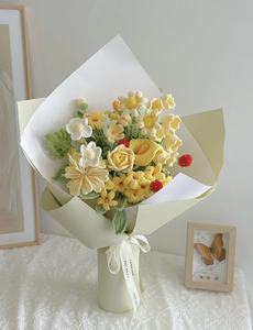 Ramos de Rosas de Lirio Tejidos a Mano, Flores Artificiales de Ganchillo, Regalos para Graduación, Decoración del Hogar, Ramo de Novia - Product Image 1