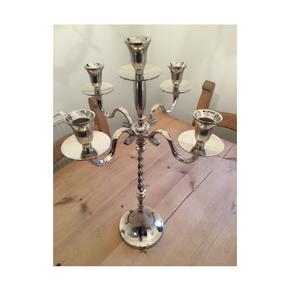 Candelabro Moderno de Aluminio Hecho a Mano para Decoración Navideña, Calidad Premium, Forma Cuadrada, Niquelado, para Bodas - Product Image 4