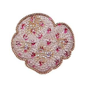 Broches de alto diseño de la mejor calidad Broche bordado de nueva moda #0708856 con decoración de encaje con cuentas de alambre de lingotes al por mayor - Product Image 1