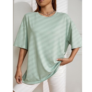 Logo personnalisé imprimé 100% coton femmes t-shirt grande taille dames décontracté été courte longueur solide motif prix de gros BD - Product Image 5