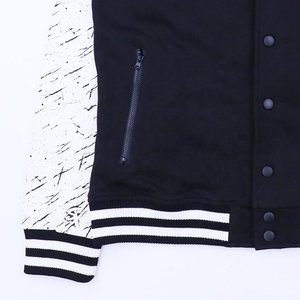 Veste universitaire de baseball élégante pour hommes en gros 100% polyester avec col montant et bouton sweat à capuche vierge lavable - Product Image 4