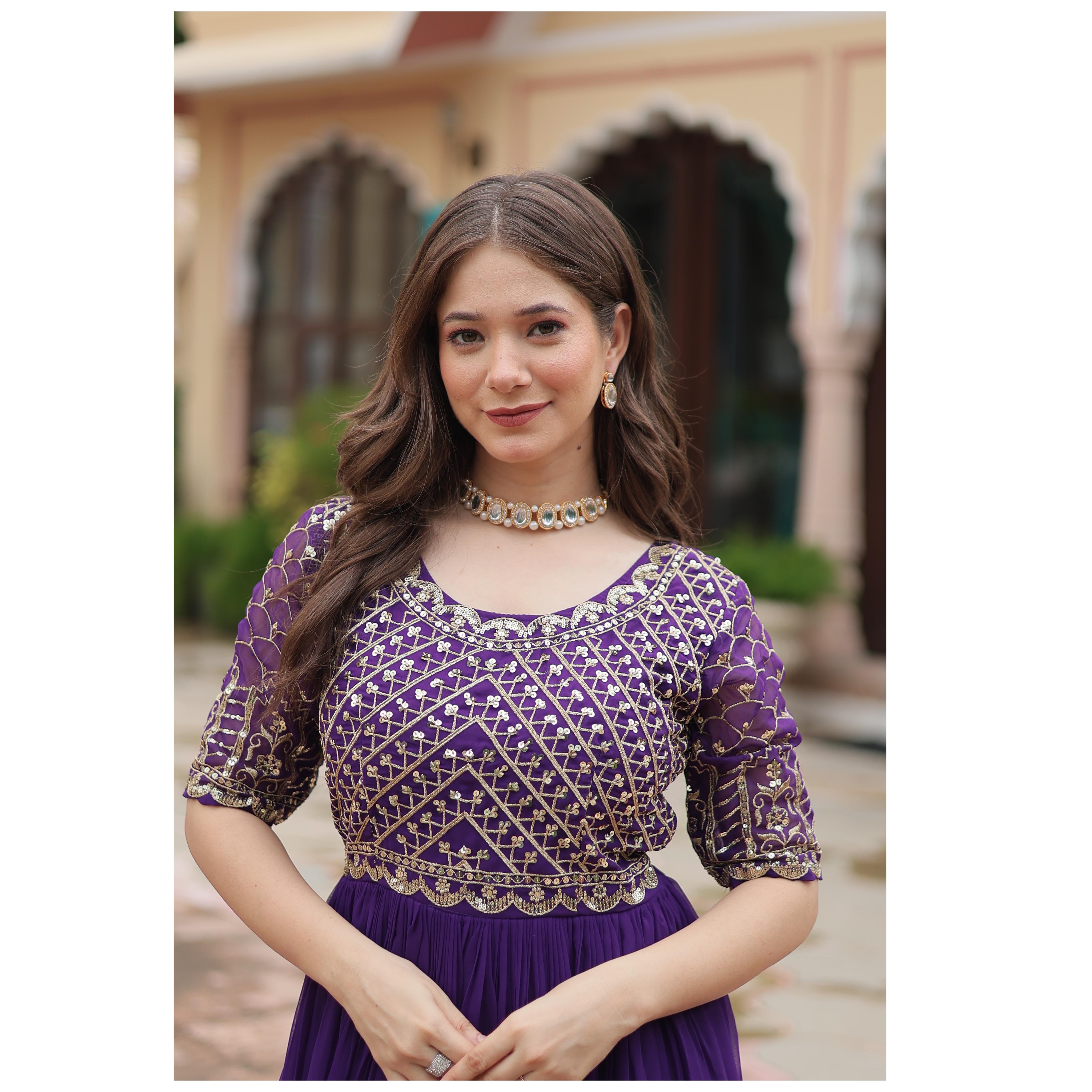 Shop Elegant Formal Dresses for Girls India - Trendy & Stylish Shop Elegant Formal Dresses for Girls India - Trendy & Stylish