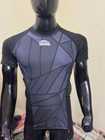 Chemises de compression respirantes pour hommes adultes, manches courtes, coupe ajustée, rashguard de fitness, vêtements de sport, rashguard de BJJ MMA, couture de protection