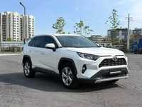 Подержанный автомобиль Toyota RAV4 2020 года, 2.0L CVT 4WD, левый руль, бензиновый внедорожник, продается