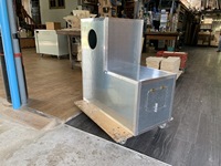 100% Cage à oiseaux en bois faite à la main Boîte d'élevage Cage pour animaux de compagnie OEM personnalisable avec une qualité délicate directe de Thaïlande