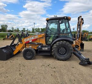 2024 CASE IH 580SV Tractopelle CASE 580ST 4/1 Machine à godets Matériel de construction d'occasion maintenant en vente! Pompe Huade Chargeuse sur pneus - Product Image 4