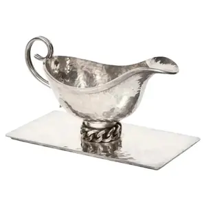 Venta caliente plata acabado decorativo metal salsa botes disponibles en forma personalizada y tamaño restaurante Hotel servicio - Product Image 1