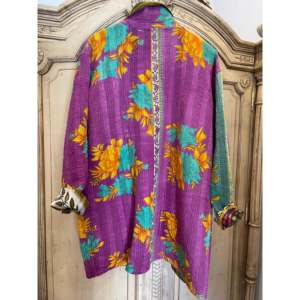 Chaqueta Acolchada Purple Joy Cocoon para Primavera con Relleno de Algodón - Product Image 5