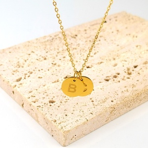 Gran oferta de joyería de acero inoxidable chapado en oro de 18 quilates <span class=keywords><strong>letra</strong></span> inicial A B C D <span class=keywords><strong>E</strong></span> encanto colgante alfabeto collar - Product Image 6