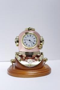 Reloj de mesa exclusivo hecho a mano con forma de Slant Cut, artículo decorativo personalizado con esmalte, el más vendido - Product Image 4