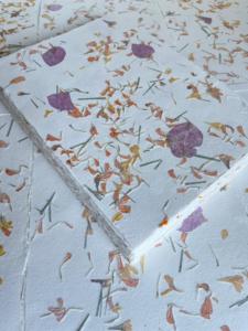 Trapo de algodón con bordes de cubierta hecho a mano papel buganvilla pétalos de flores reventa para papelería de boda revestimiento de almidón - Product Image 6