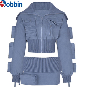Ensemble jupe et veste pour femme, logo personnalisé, très populaire, veste multi-poches personnalisée avec bordure surdimensionnée, ensemble de sport personnalisé en 2 pièces - Product Image 1