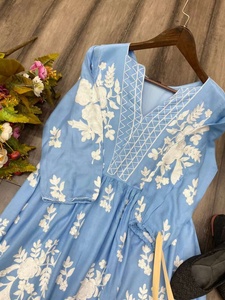 DESIGNER FULL FLAIR RAYON TOP AVEC CHAÎNE COUSSÉE TRAVAIL ET PANTALON DE TRAVAIL CASUAL WEAR ROBE OUTDOOR WEAR SPECIAL FONCTION WEAR WEAR - Product Image 3