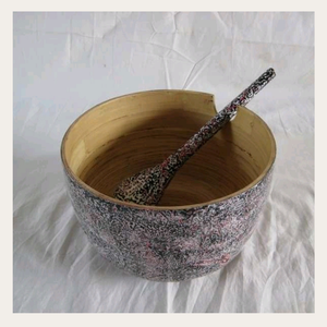 Bol en bambou éco-chic pour salle à manger moderne, idéal pour tous les plats, design fait à la main et respectueux de la terre, facile à nettoyer - Product Image 1