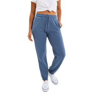 Tela de algodón para mujer Jogging o pantalones de chándal diseñados para entrenamiento de gimnasia Correr y uso diario con textura transpirable y suave - Product Image 4