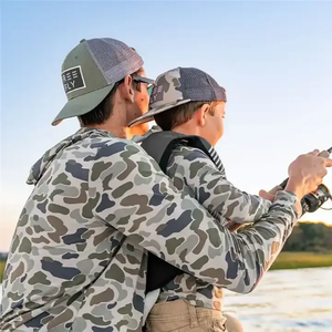 Camiseta de Pesca Personalizada de Poliéster y Elastano de 180 g/m², Unisex, Protección Solar UPF 50, con Capucha, Camuflaje Sublimado, Secado Rápido, Fresca - Product Image 3