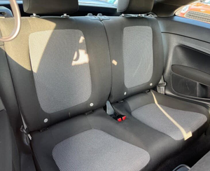 Volkswagen Beetle 2018 USADO, Volante a la Izquierda/Derecha - Product Image 3