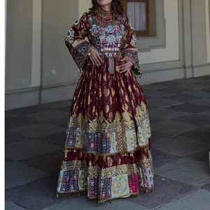 Vente chaude prix de gros broderie à la main traditionnelle Tribal Afghan Kuchi robes de mariée 2025 dernière robe afghane pour les femmes - Product Image 5