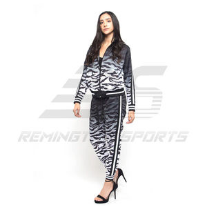 Dernier modèle de survêtement Survêtement pour femme Design personnalisé Sublimation de survêtement de sport Jogging pour femme - Product Image 1