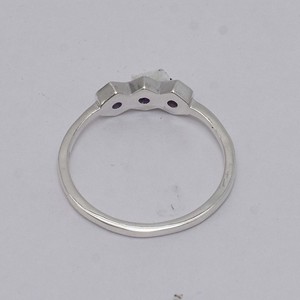 Vente en gros d'anneaux en argent sterling 925 avec trois pierres d'améthyste, pierres précieuses taillées naturellement, style bohème, look incroyable, bijoux de mode en vrac - Product Image 4