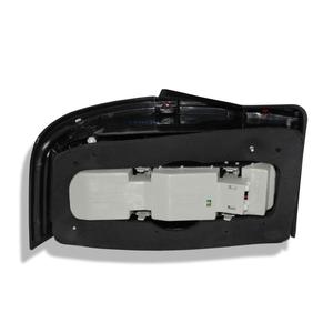 Mazda 323 1992-1994 berlina a destra Stop Stripe tipo - Product Image 2