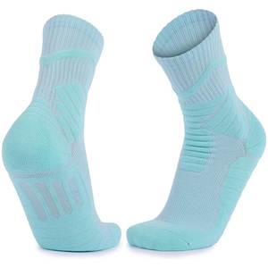 Calcetines lisos sólidos personalizados de alta calidad para hombres 100% algodón transpirable suave y cálido calcetines de hombre de longitud media elásticos de moda - Product Image 5