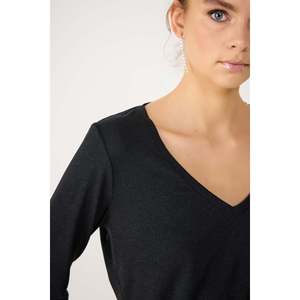 Blusa de Manga Larga con Cuello en V - Product Image 5
