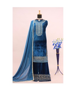 Salwar Kameez en velours pur le plus vendu avec des travaux de séquence pour les fêtes, les festivals et les occasions spéciales - Product Image 1