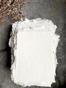 Elegancia rústica Abraza el encanto del papel de borde Deckle - Product Image 6