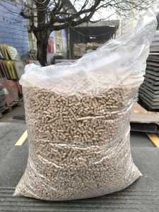 Granulés de bois de qualité supérieure 600 kg/m3 - 800 kg/m3 Granulés de biomasse DIN+ Plus & ENplus A1/A2 Granulés de bois de paulownia pour la vente en gros - Product Image 5