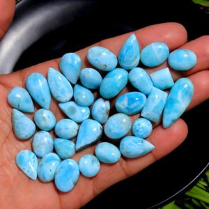 พลอยลาร์ิมาสีน้ำเงินธรรมชาติ DHORGEMS รูปทรงและขนาดต่างๆ สำหรับทำเครื่องประดับ - Product Image 1