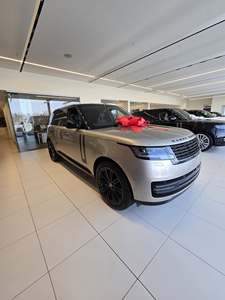 Used 2025 Ranges Rovers SE <b>LWB</b> - Product Image 2