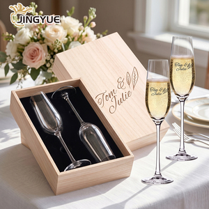 Coffret cadeau de verres à champagne en cristal soufflé à la main, articles de bar professionnels, avec logo personnalisé pour offrir en cadeau de luxe - Product Image 2