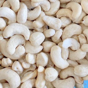 Anacardos al por mayor de Vietnam WW180 WW210 WW320 Santigo Vietnam OEM, ODM - Product Image 1