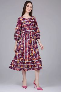 Belle robe brodée florale ukrainienne pour femmes avec manches longues Style Boho élégant Machine broderie approvisionnement robe Unique - Product Image 3