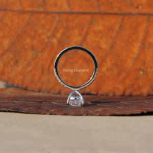 2,15 Ct Cojín Corte Lab Grown Diamond Half Eternity Anillo de compromiso Oro CVD Diamante Aniversario Anillo de regalo para ella - Product Image 6