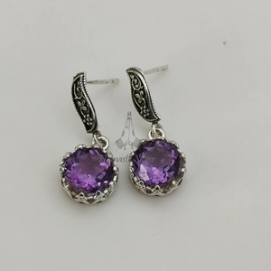 Pendientes Colgantes de Amatista Hechos a Mano, Plata de Ley 925, Piedra de Nacimiento de Febrero - Product Image 1