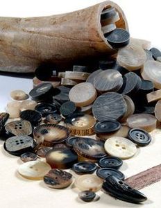 กระดุมฮอร์นทำมือกระดุมฮอร์นควายคุณภาพดีที่สุดสามารถปรับแต่งได้ขนาดและใหญ่และสั้น - Product Image 2