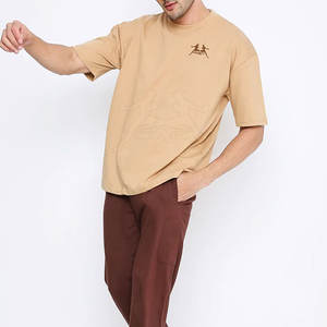 Vente chaude T-shirt surdimensionné Vente en ligne Hommes T-shirt de haute qualité Chemise fabriquée en usine T-shirts surdimensionnés en coton - Product Image 1