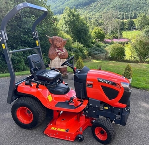 Comprar cortacésped Kubota ZD1211 Zero Turn con plataforma de 60 pulgadas y motor diésel Kubota de 24 caballos de fuerza - Product Image 1