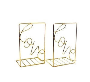 Serre-livres décoratifs haut de gamme en fil de fer en métal Articles de table à revêtement blanc Design moderne et élégant pour les librairies indiennes - Product Image 3