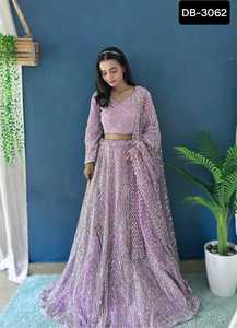 Dernières collections de vêtements pour femmes, lehenga choli fantaisie avec des diamants et des paillettes pour les mariages et les soirées - Product Image 6